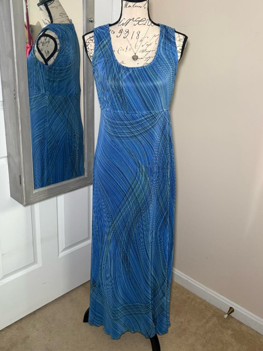 Vintage Rabbit Rabbit Rabbit Blue Wave-Print Sleeveless Maxi Dress